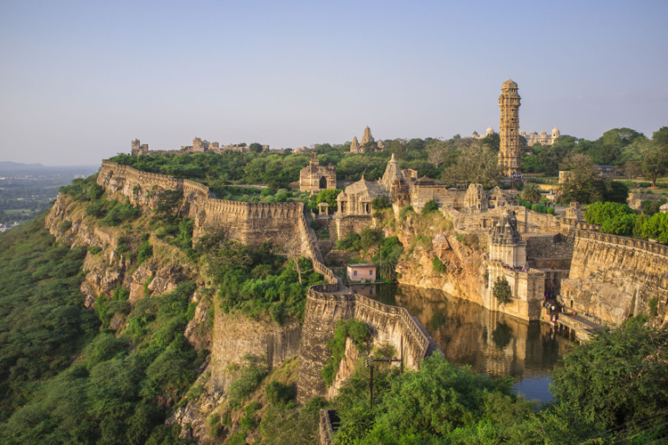 Taxi Service in Chittorgarh, Chittorgarh Cab Rental, Chittorgarh Tour